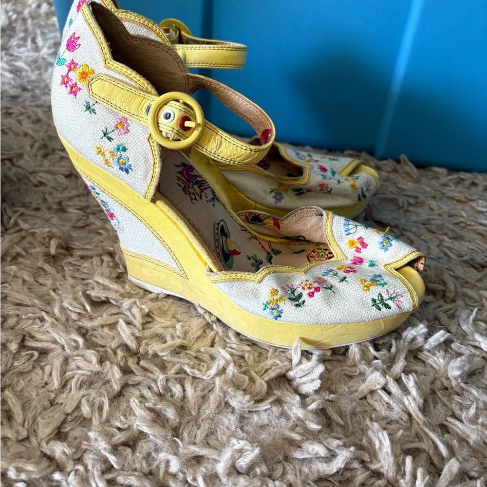 Yellow Floral Wedge Shoes with Playful Design